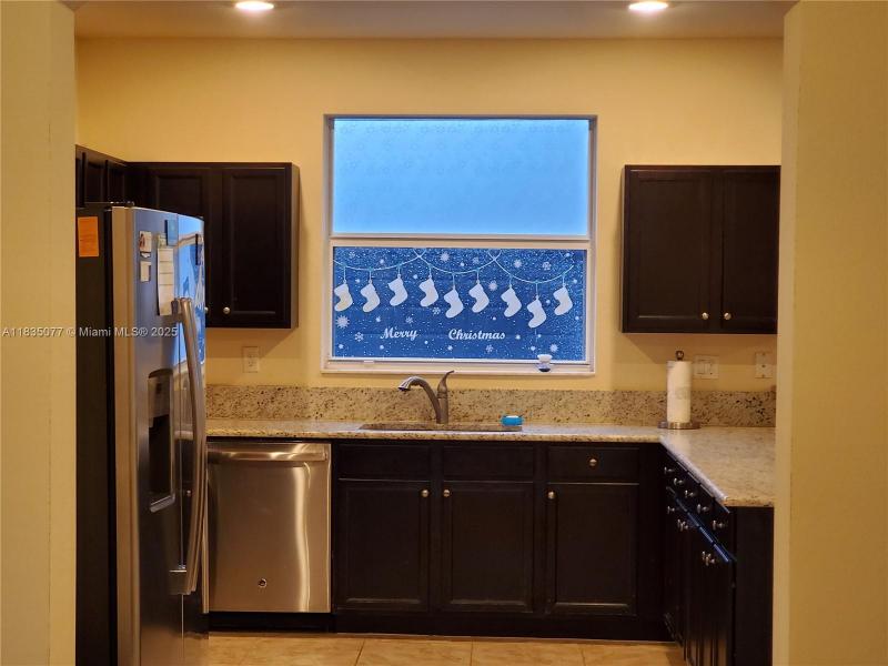 Property photo # 9