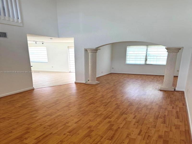 Property photo # 6