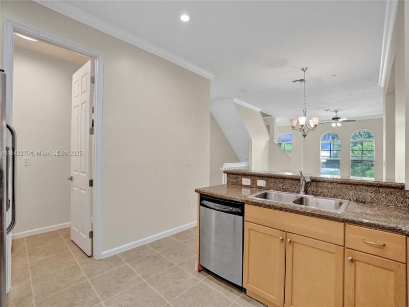 Property photo # 7