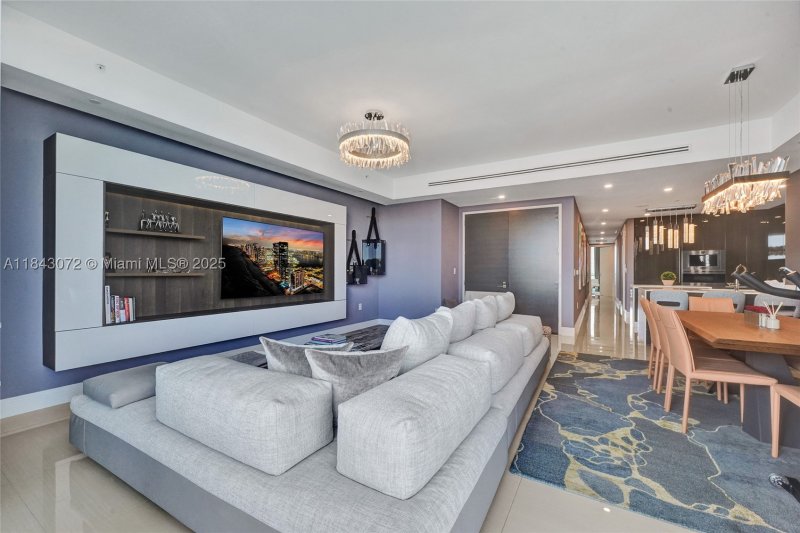 Condo for sale at Echo Aventura 402