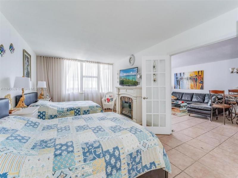 Property photo # 4