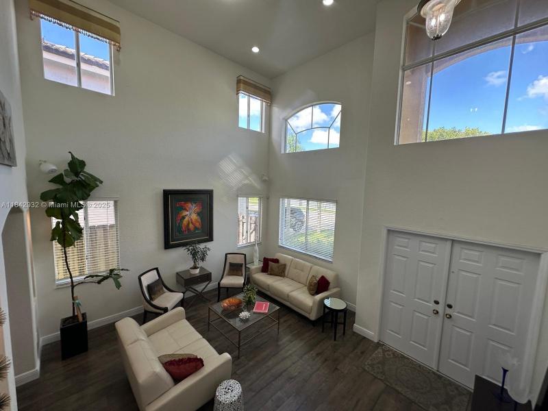 Property photo # 4