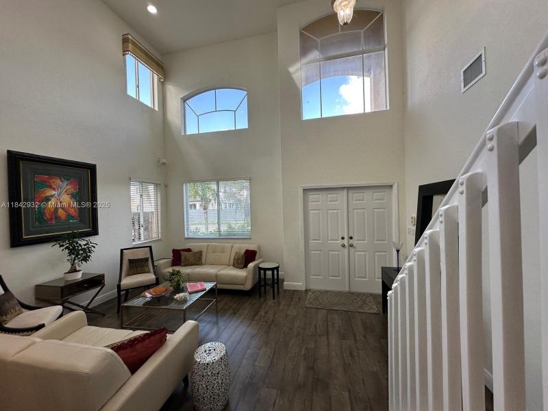Property photo # 6