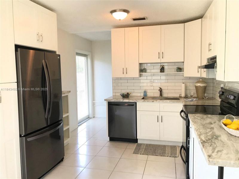 Property photo # 0