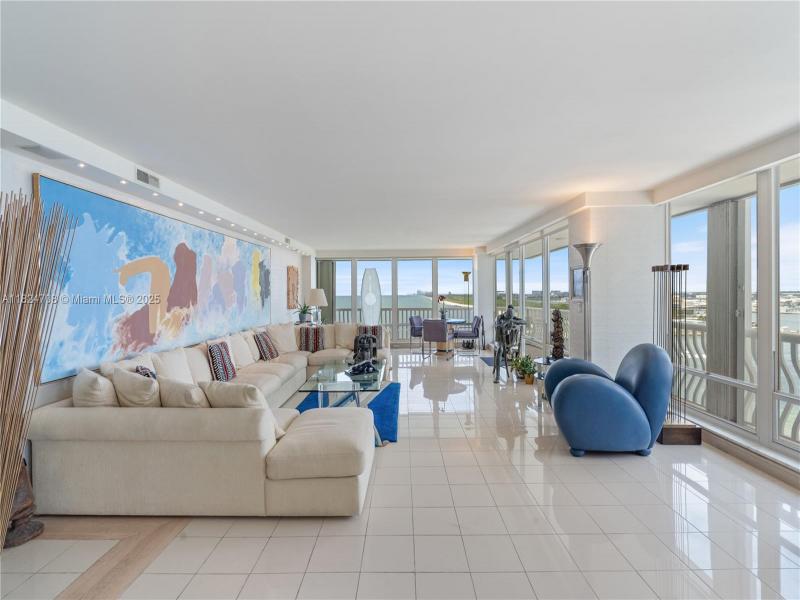 Condo for sale at Point of Americas 1501-1503