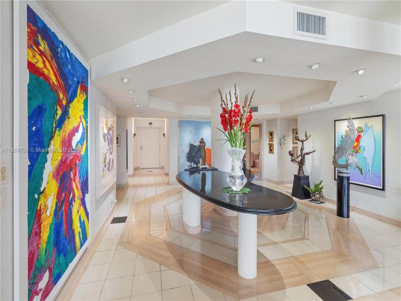 Condo for sale at Point of Americas 1501-1503