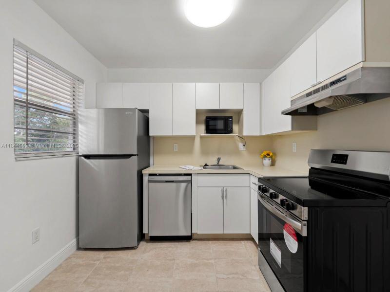 Property photo # 2