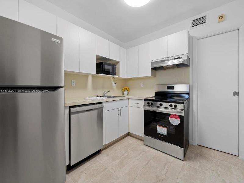 Property photo # 4