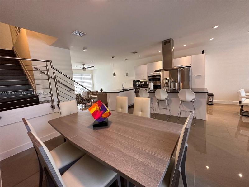 Property photo # 9
