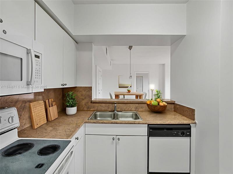 Property photo # 7