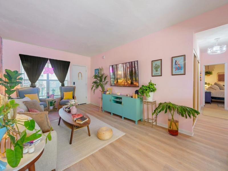 Property photo # 2