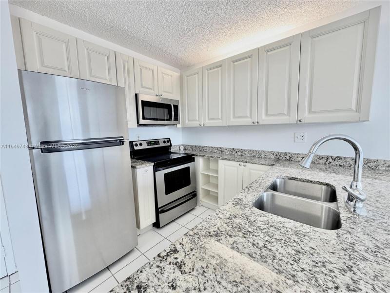 Property photo # 0