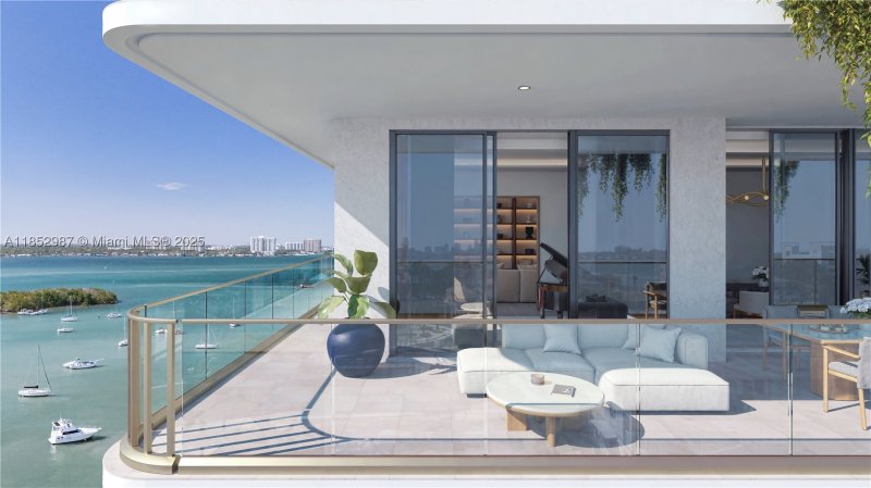 Condo for sale at 360 Condo Marina Residences East 1001