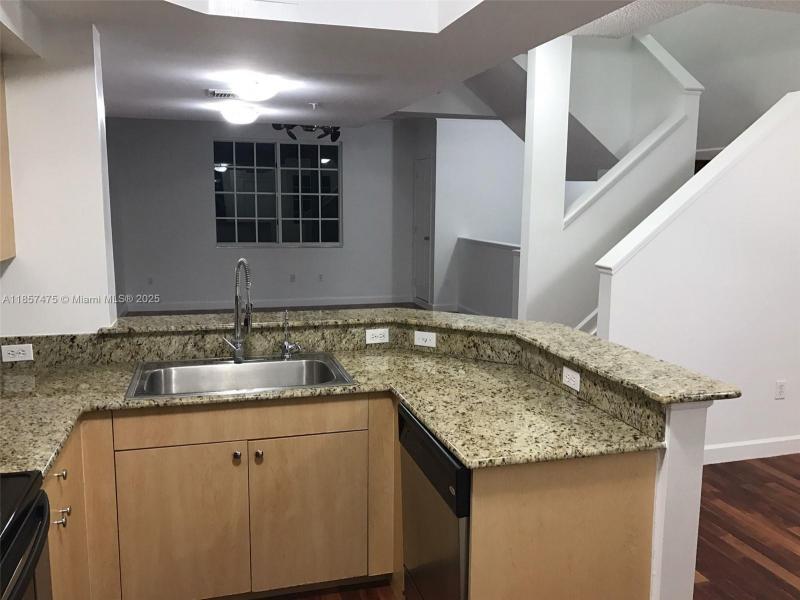 Condo for sale at Aventi at Aventura 408