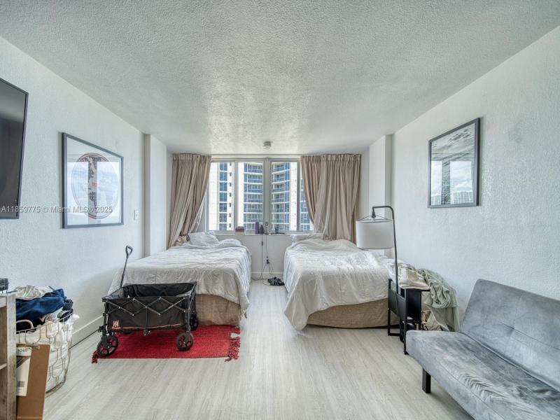 Comprar apartamento en Aventura Beach Club 822