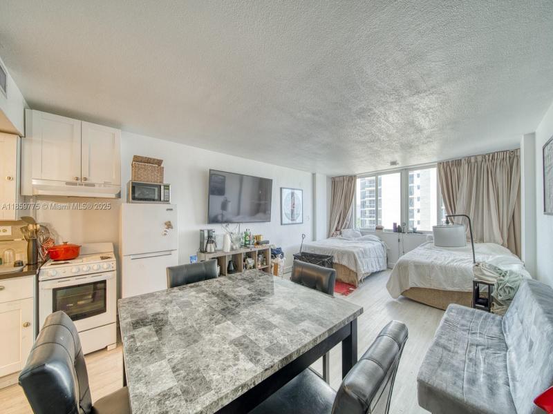 Comprar apartamento en Aventura Beach Club 822