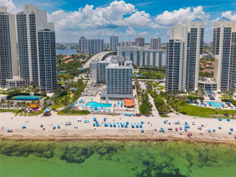 Aventura Beach Club Apt #822