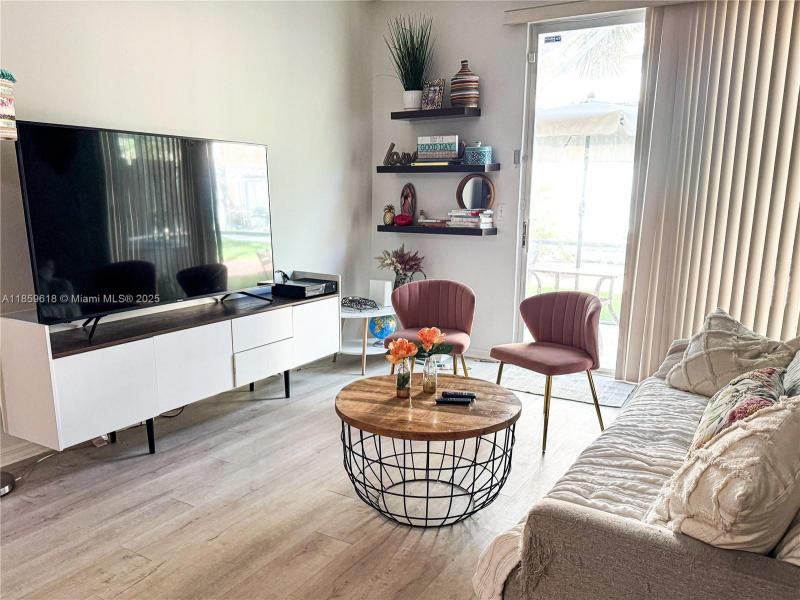 Property photo # 0