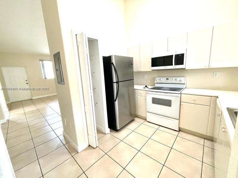 Property photo # 3