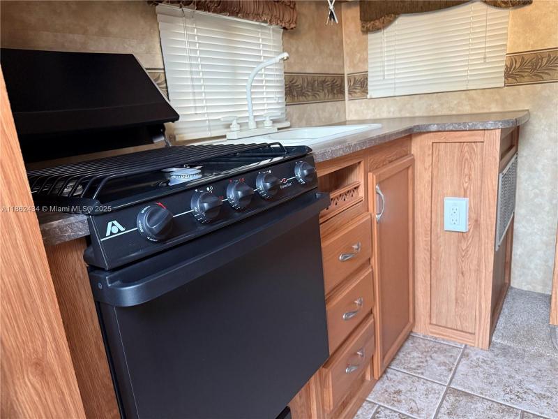 Property photo # 6