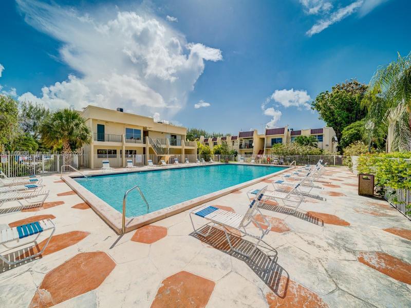 Property photo # 9