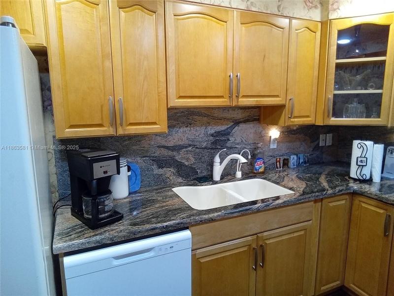 Property photo # 8
