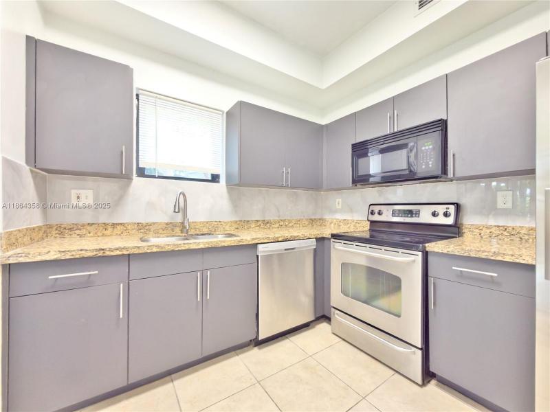 Property photo # 4