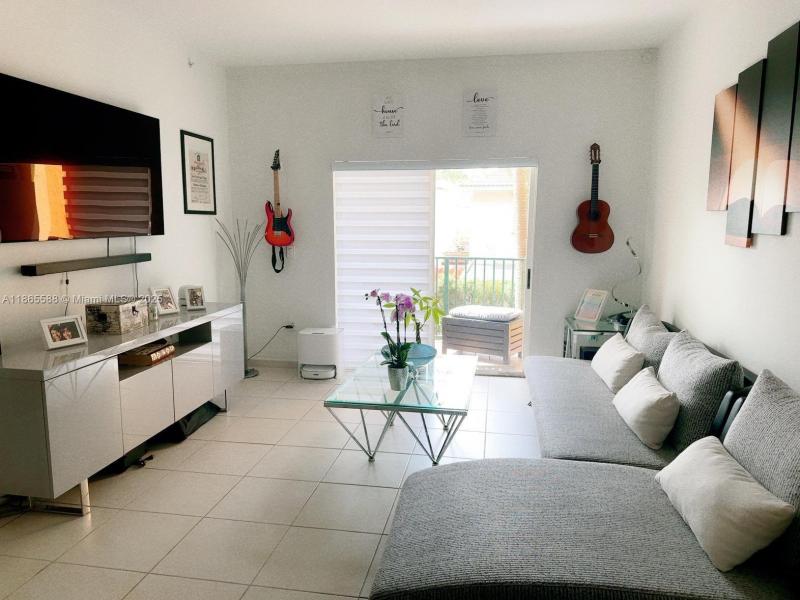 Property photo # 9
