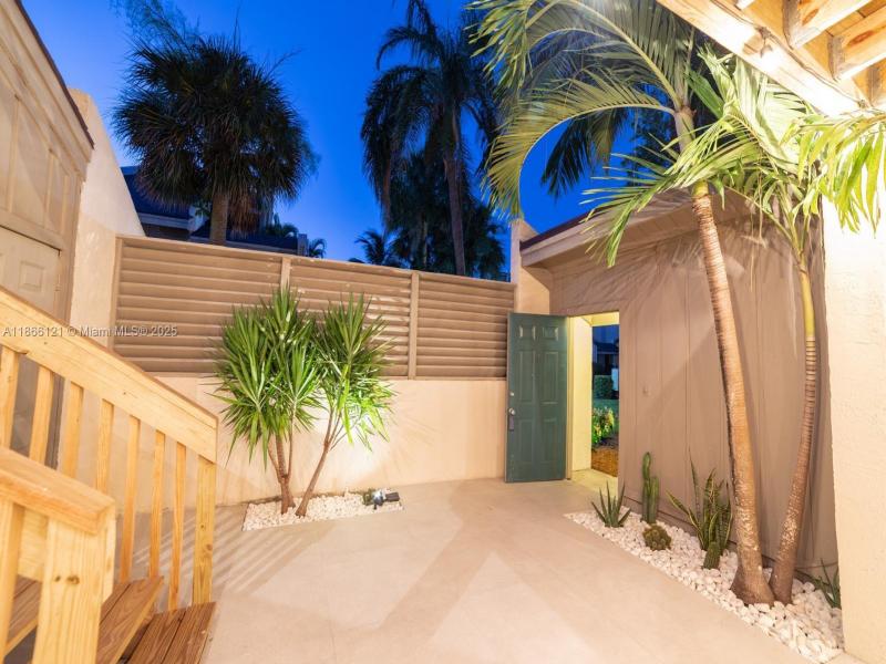 Property photo # 2