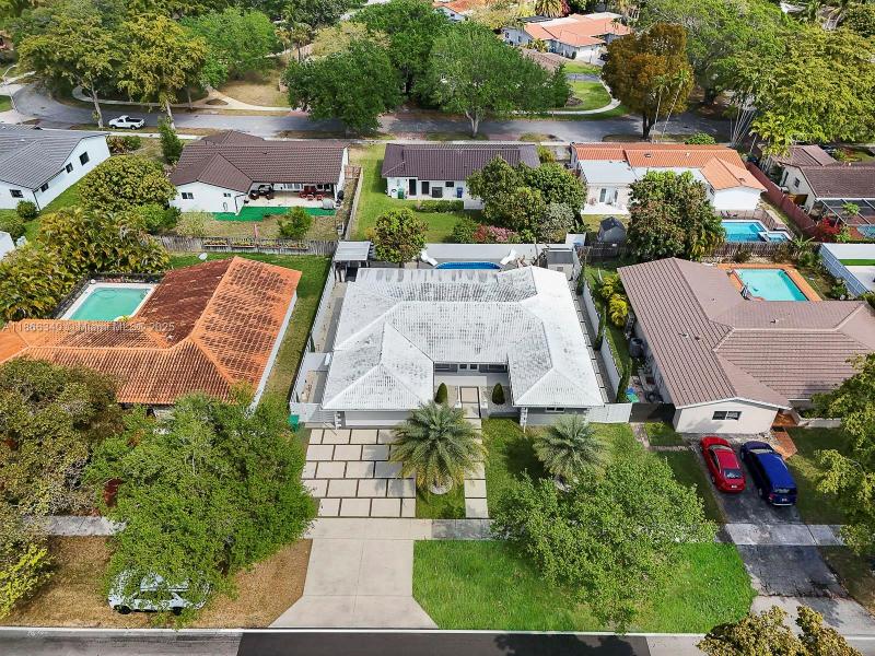 Property photo # 4