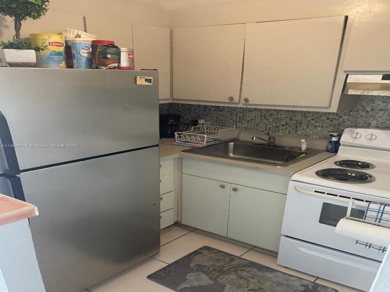 Comprar apartamento en Bayshore Yacht Tennis Club 215