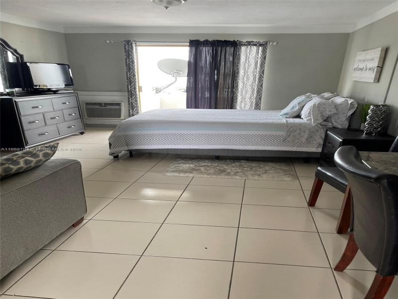 Comprar apartamento en Bayshore Yacht Tennis Club 215