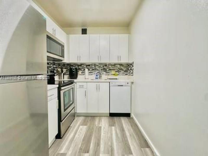 Property photo # 6