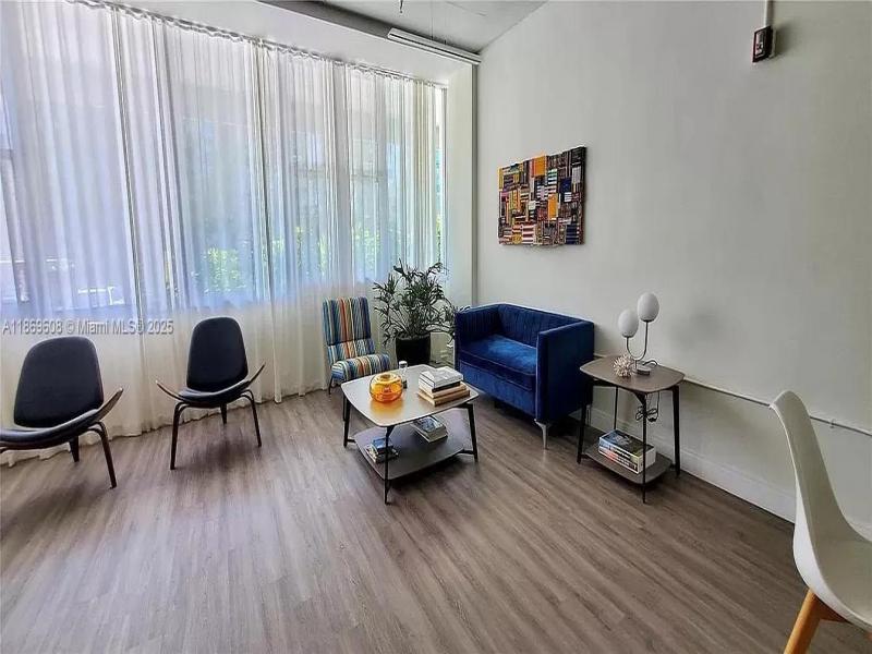 Property photo # 9