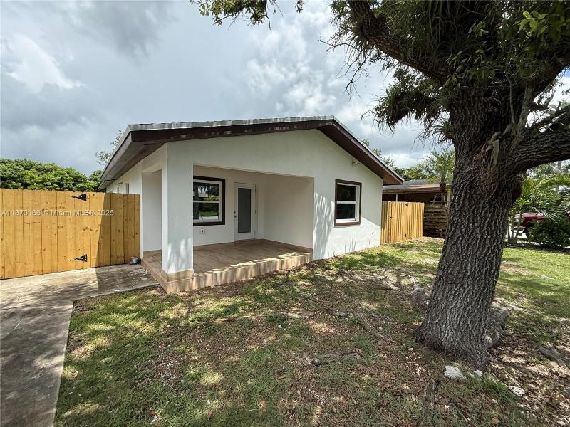 Property photo # 9