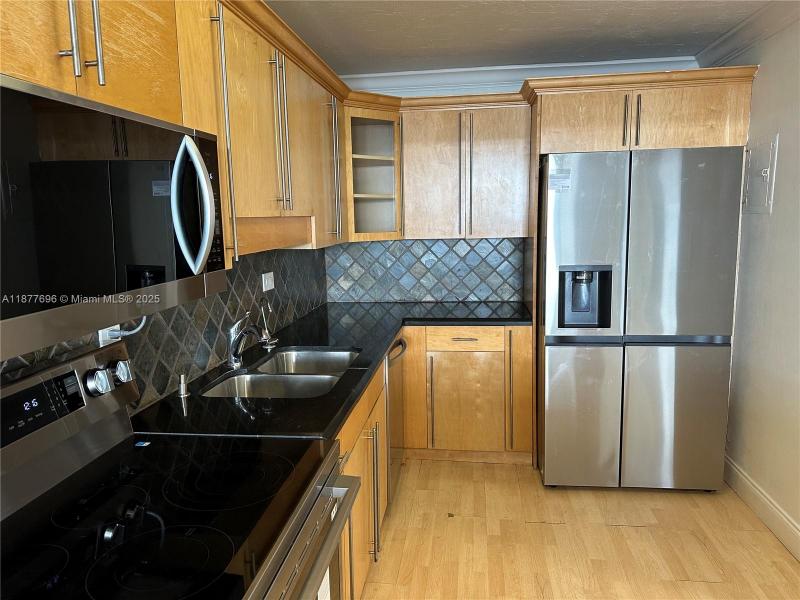 Property photo # 6