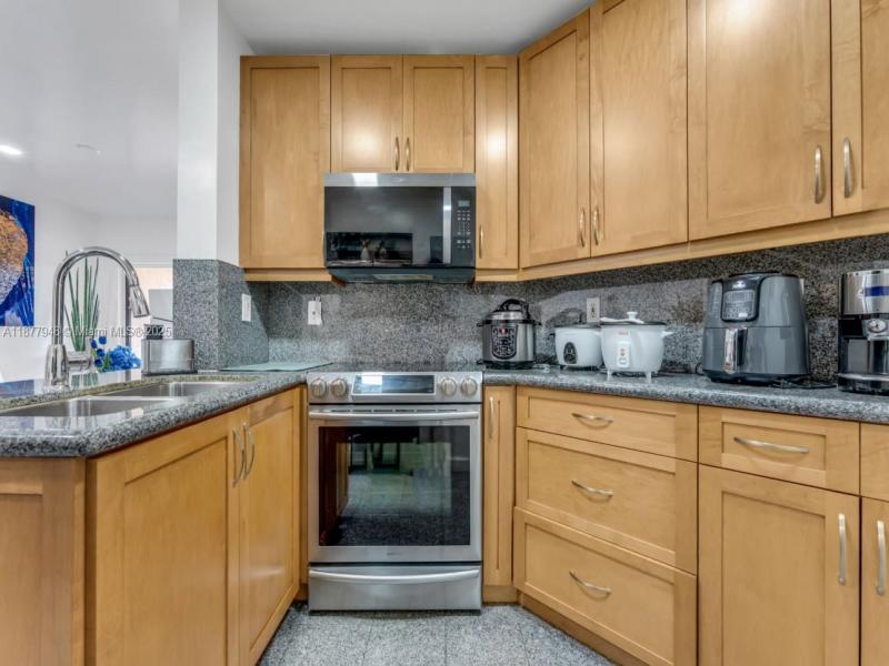Property photo # 9