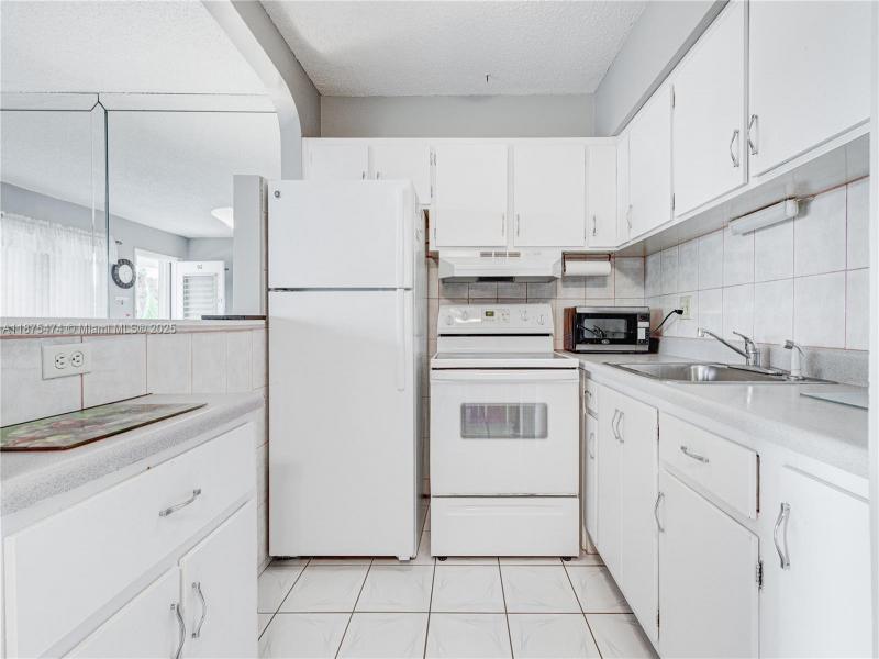 Property photo # 8