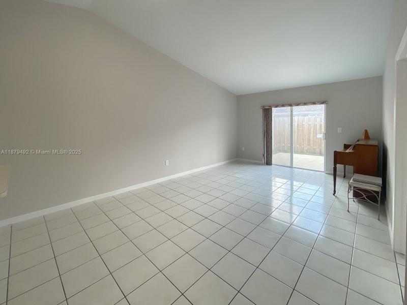 Property photo # 9