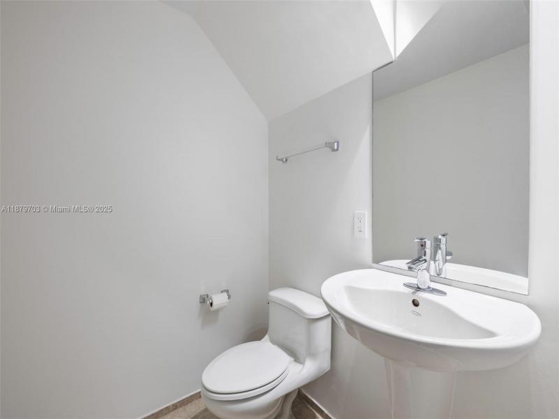 Property photo # 8