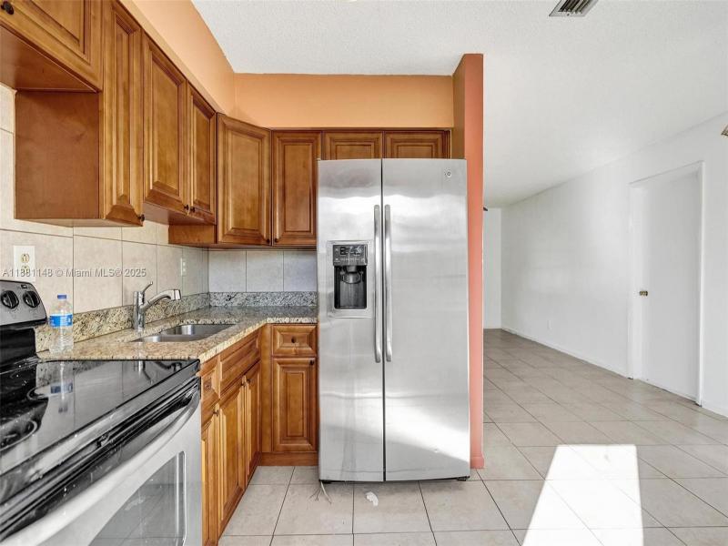 Property photo # 4