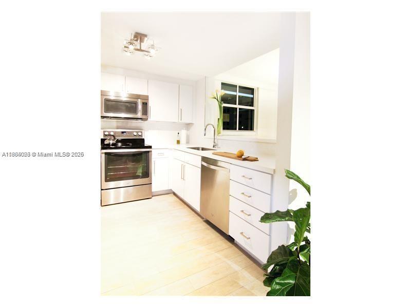 Property photo # 4