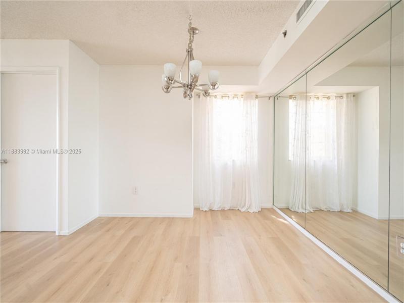 Comprar apartamento en The Yacht Club at Aventura 7308