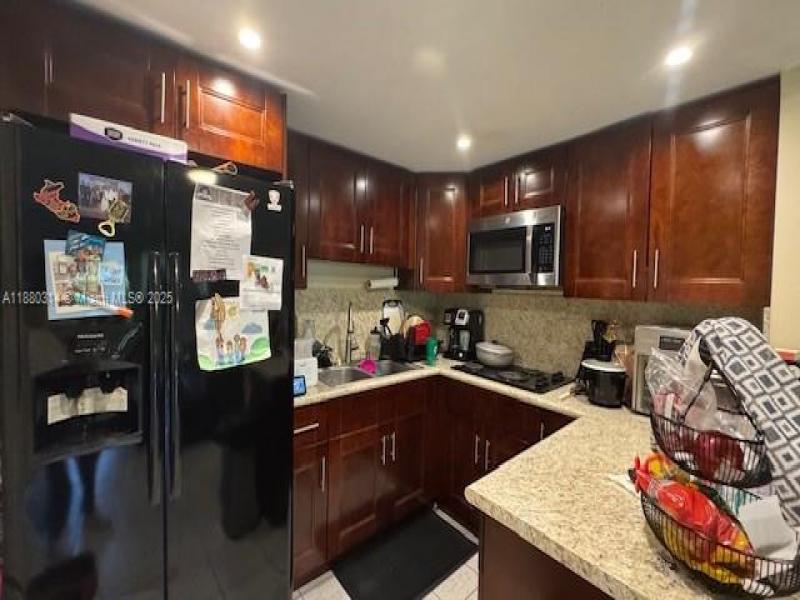 Property photo # 4