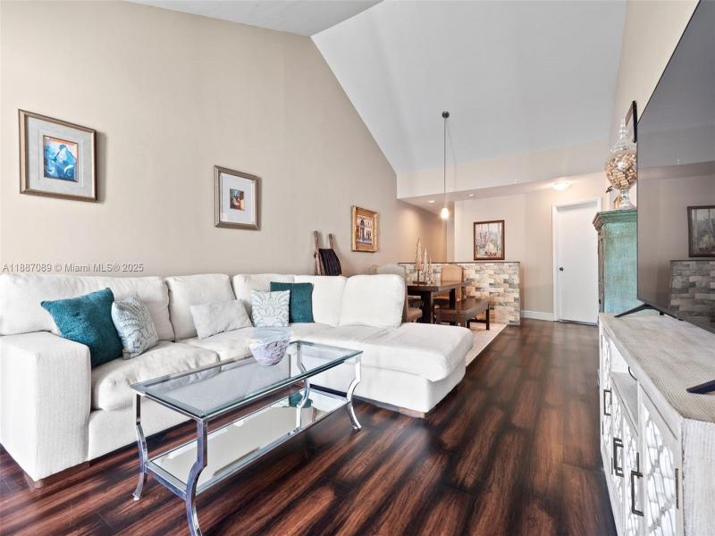 Property photo # 0
