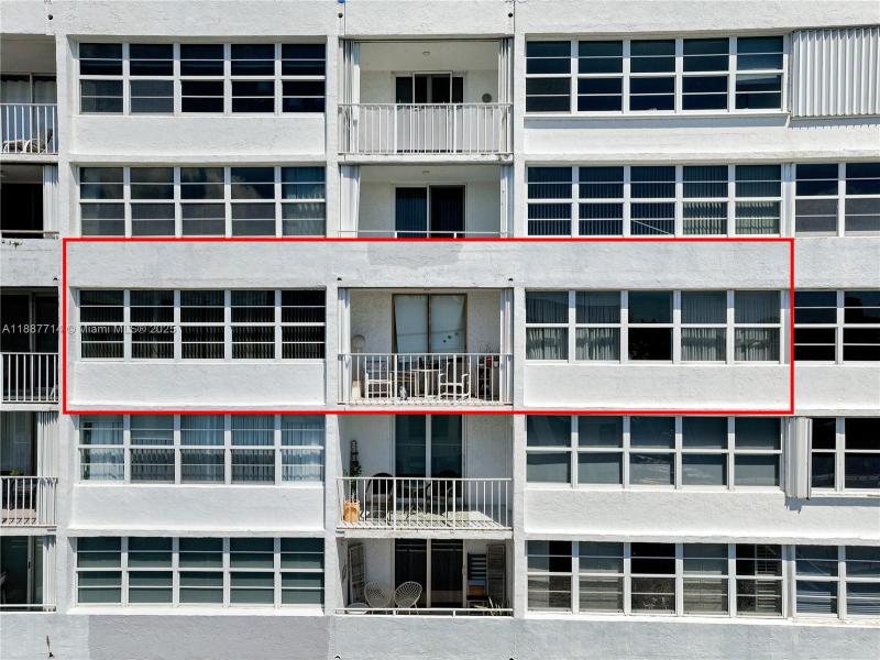 Condo for sale at East Point Towers 1018