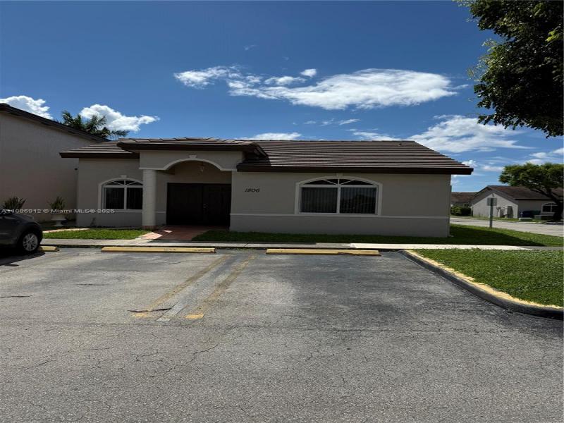 Property photo # 0
