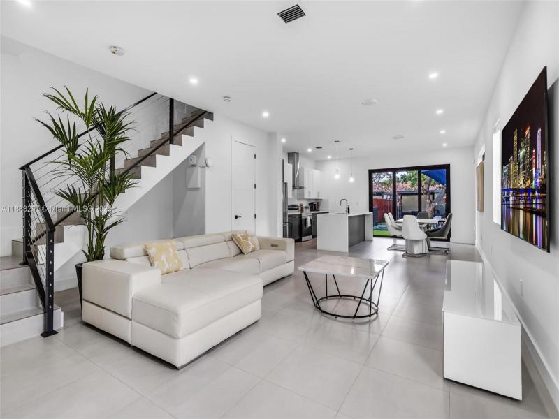 Property photo # 7