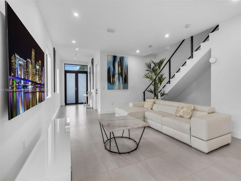 Property photo # 3