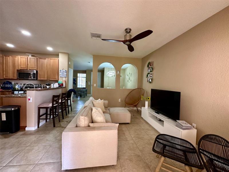Property photo # 8